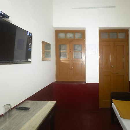Sri Ramakrishna Hotel บังกาลอร์ ภายนอก รูปภาพ