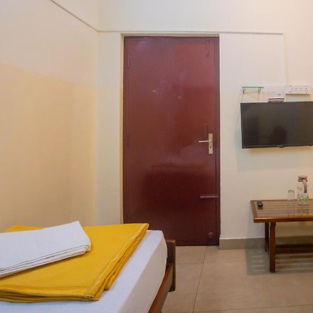 Sri Ramakrishna Hotel บังกาลอร์ ภายนอก รูปภาพ