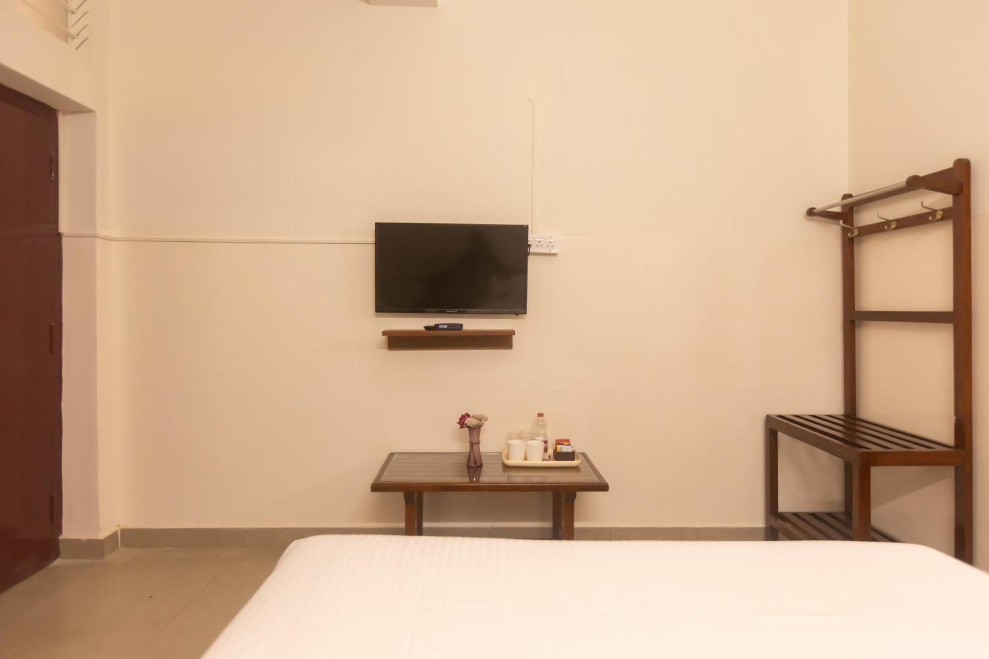 Sri Ramakrishna Hotel บังกาลอร์ ภายนอก รูปภาพ