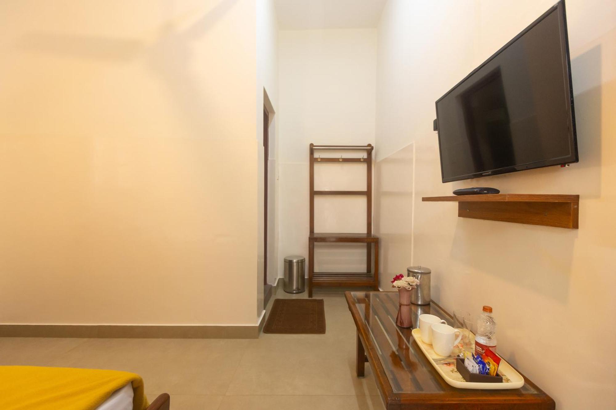 Sri Ramakrishna Hotel บังกาลอร์ ภายนอก รูปภาพ