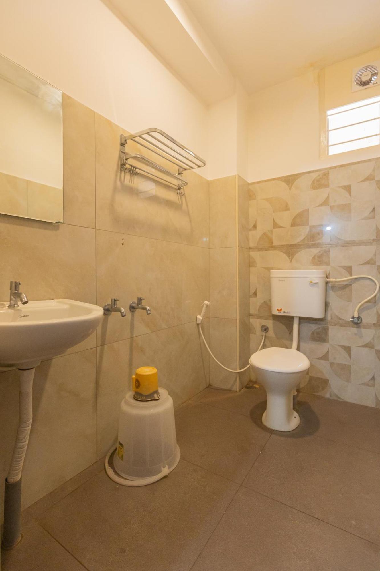 Sri Ramakrishna Hotel บังกาลอร์ ภายนอก รูปภาพ